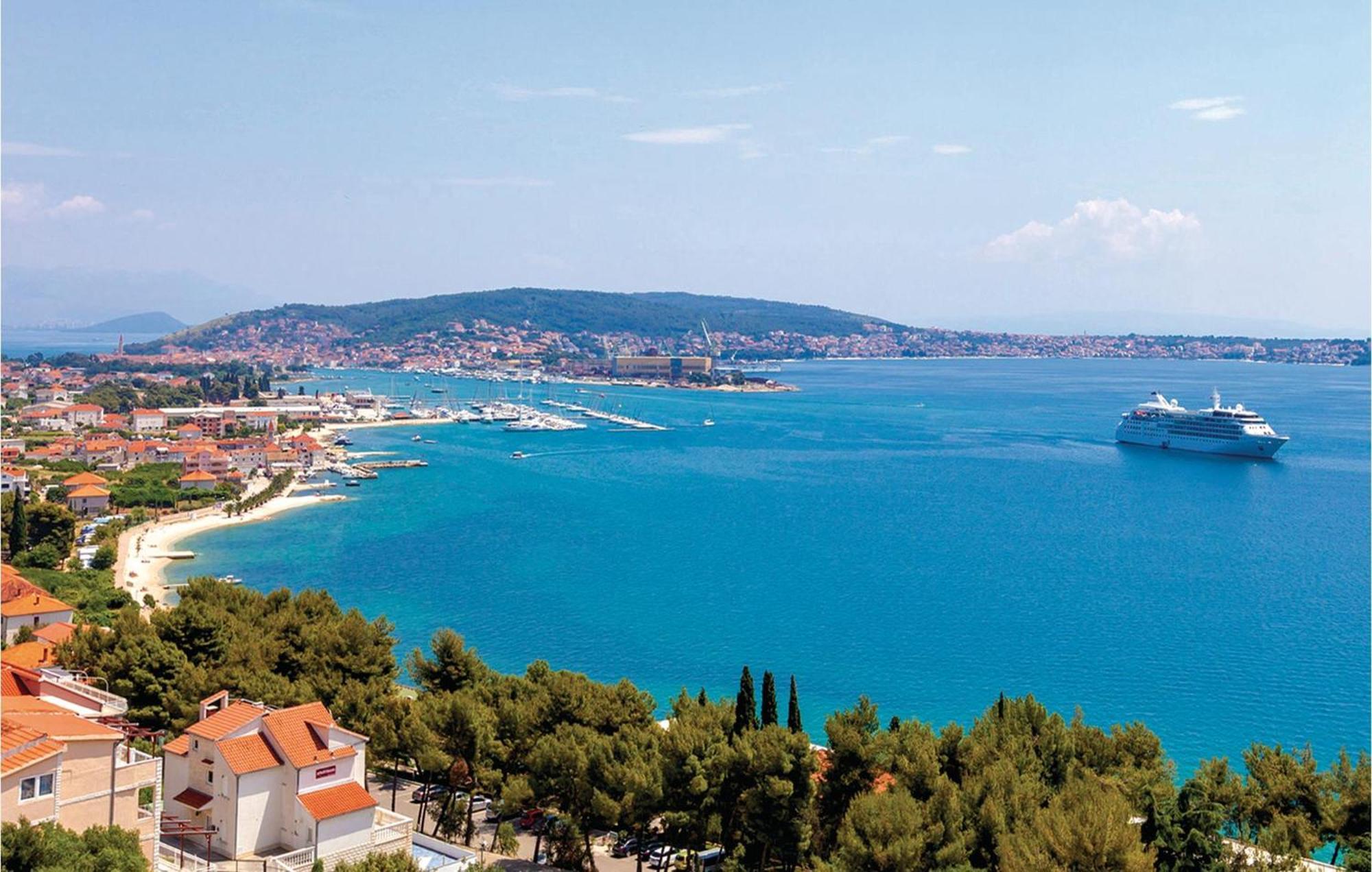 Nice Apartment In Trogir With Kitchen Dış mekan fotoğraf